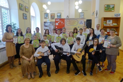 В гостиной звучали классическая музыка и стихи воскресенских поэтов